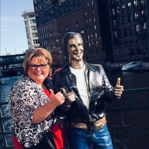 Meet your Posher, Ann